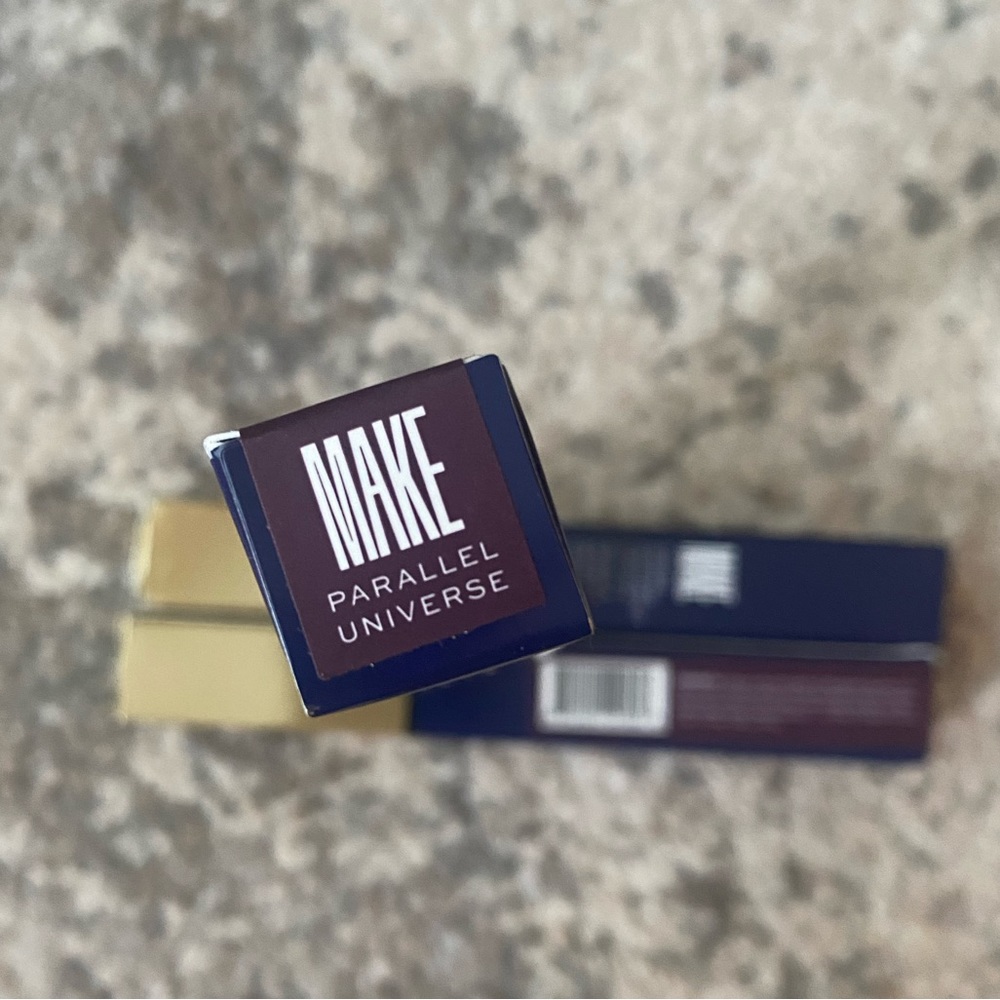 MAKE Beauty Cream Supreme Lipstick in Parallel Universe